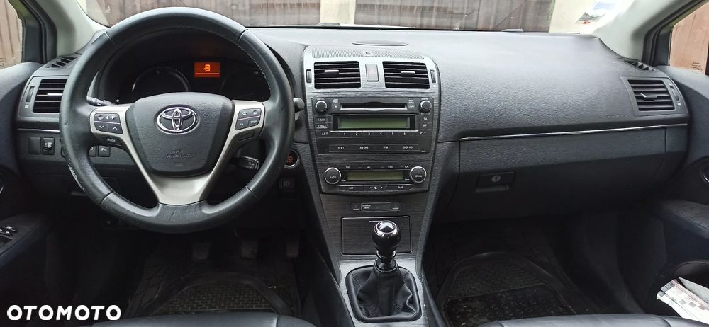 Toyota Avensis - 4