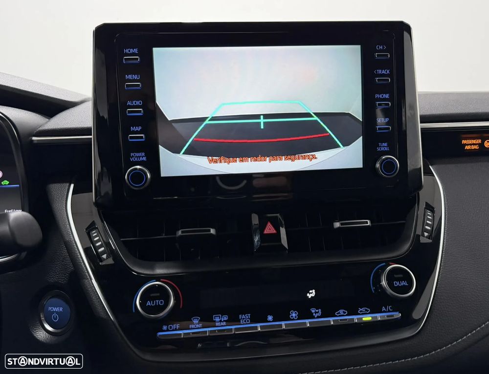 Toyota Corolla 1.8 Hybrid Comfort - 29