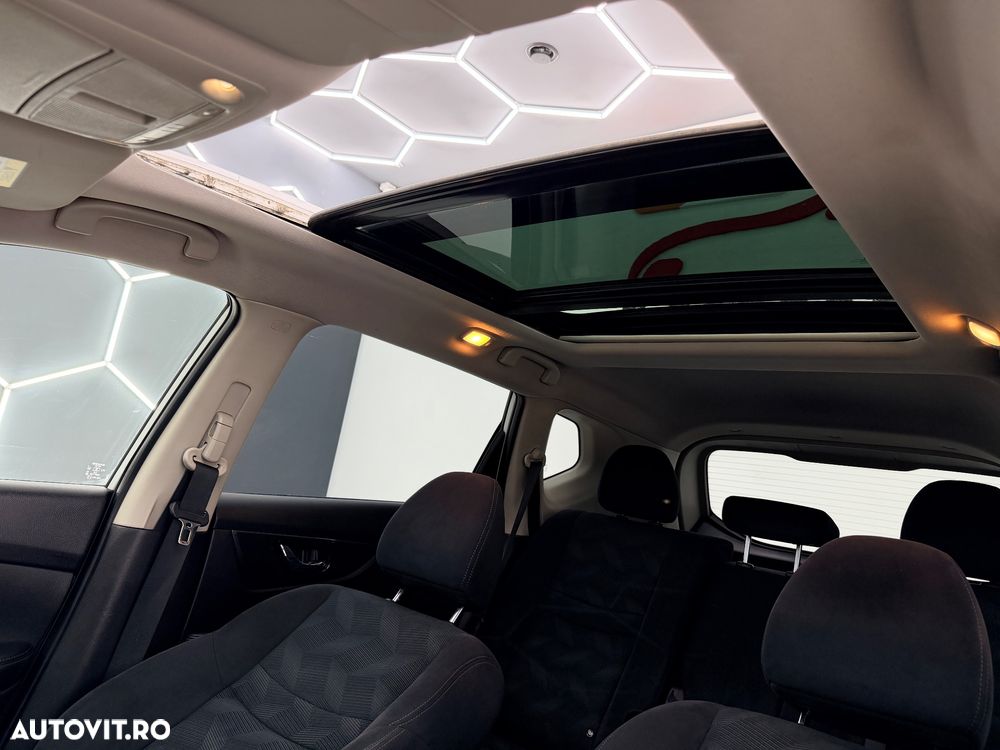 Nissan X-Trail 1.6 dCi N-Connecta - 23