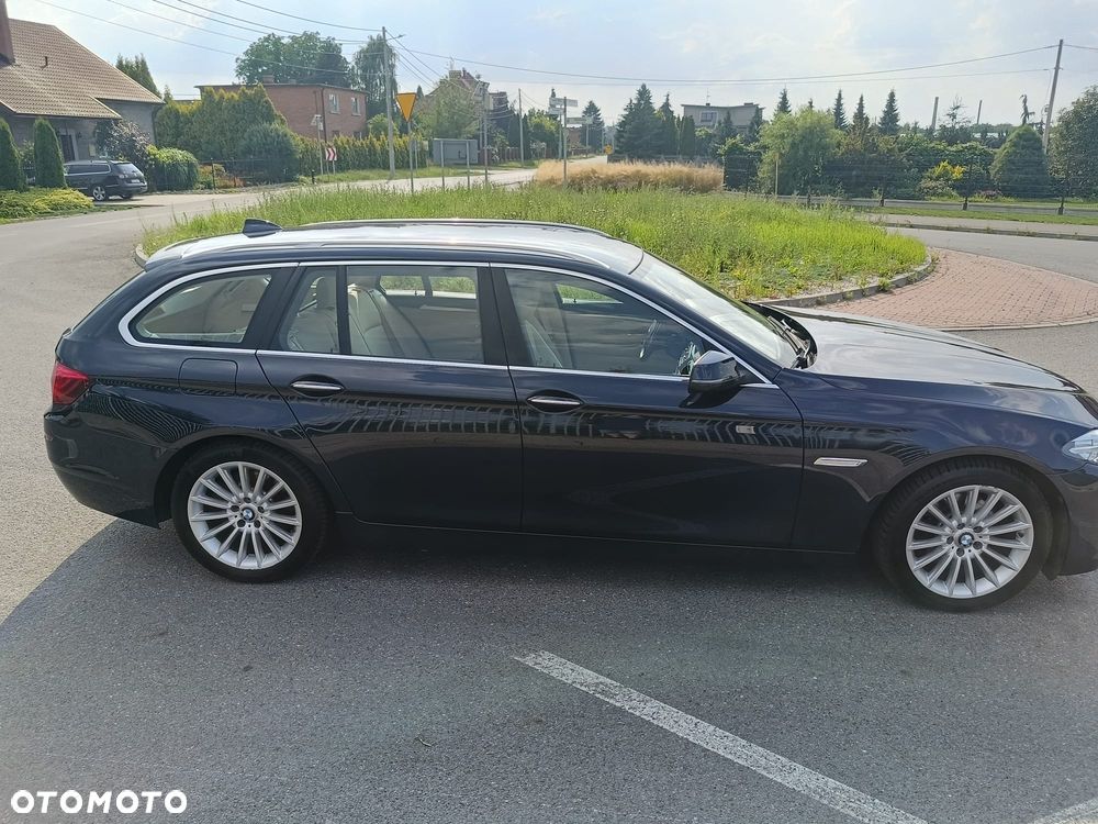 BMW Seria 5 520d Luxury Line - 2