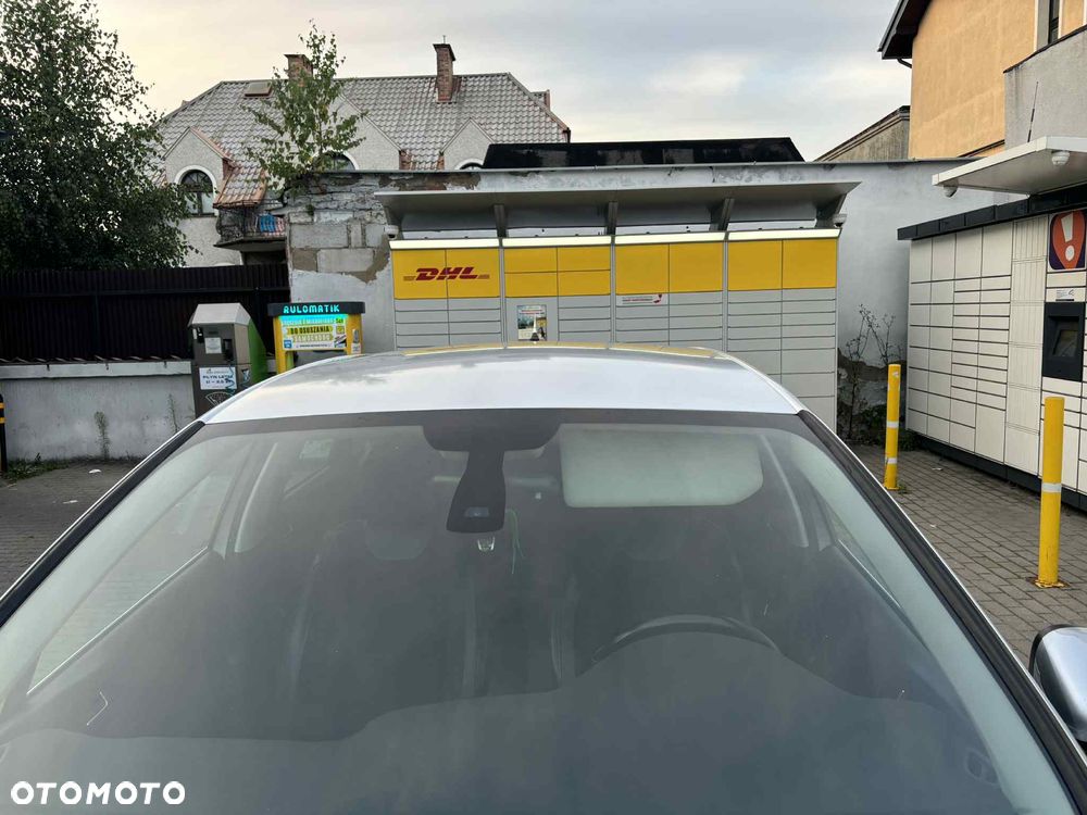 Citroën C4 e-HDi 115 Exclusive - 6