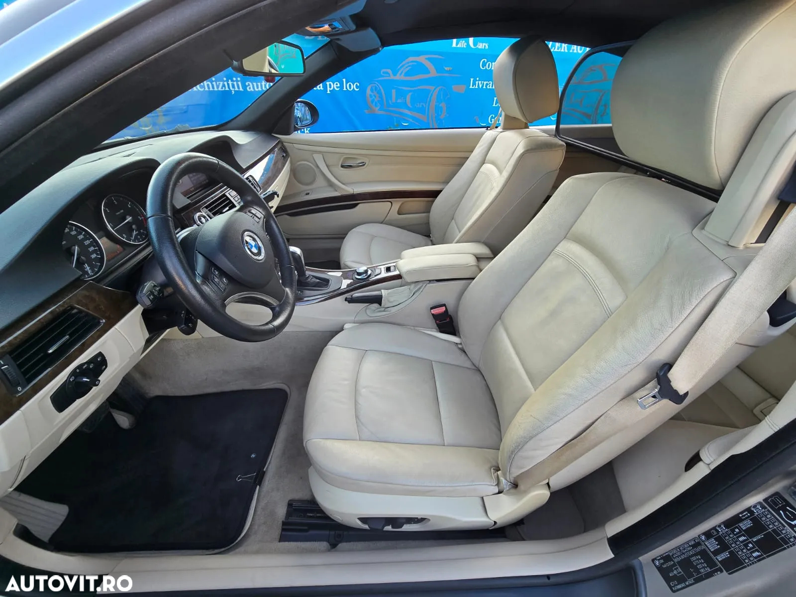 BMW Seria 3 320d DPF Cabrio Aut. - 16