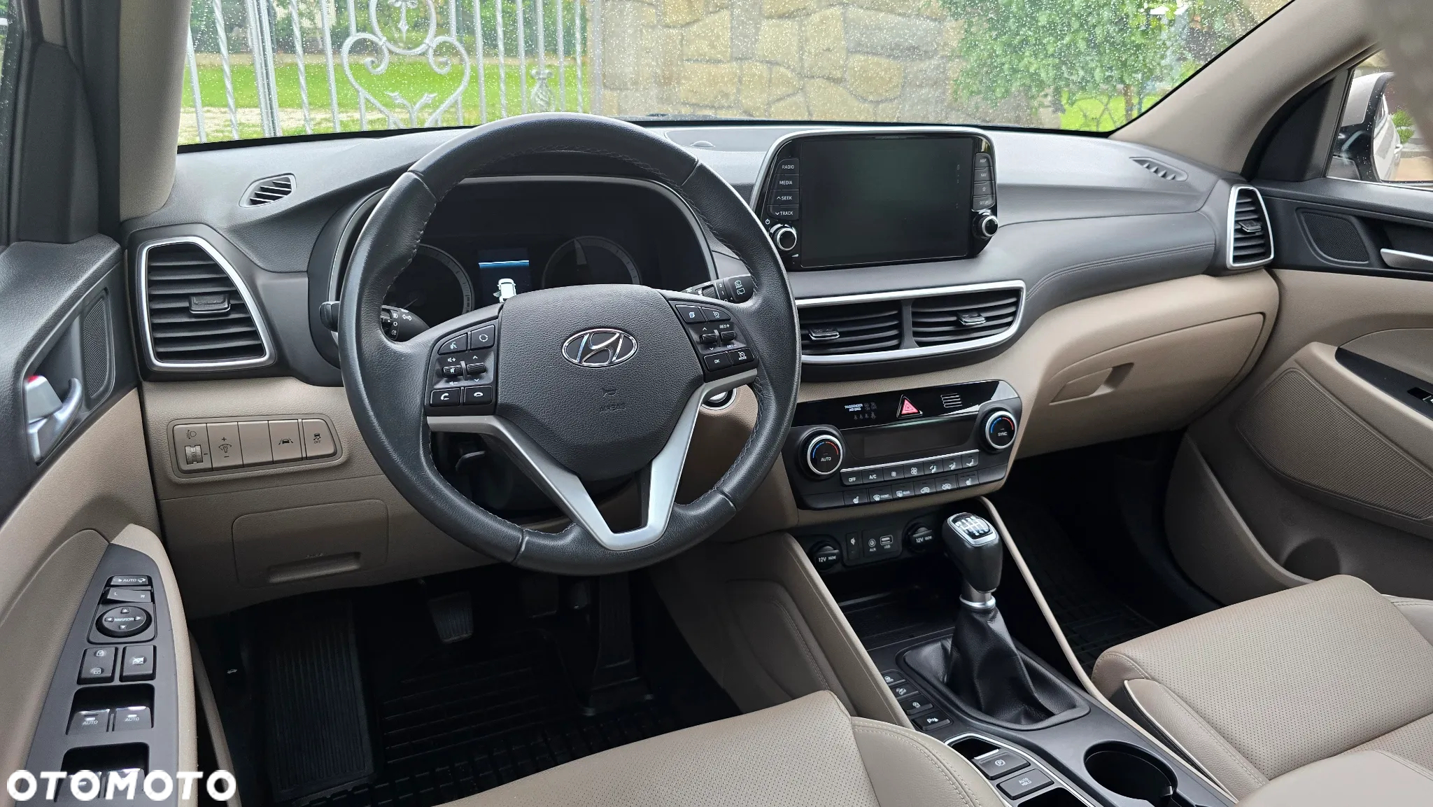 Hyundai Tucson - 8