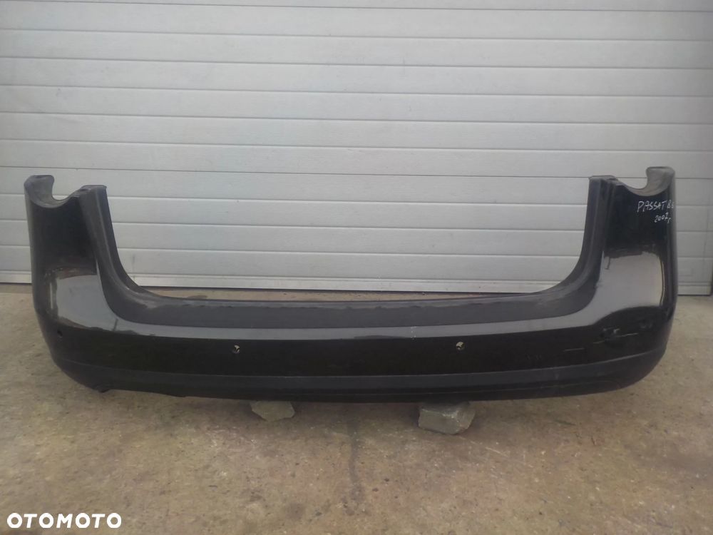 VW PASSAT B6 KOMBI ZDERZAK TYŁ TYLNY POD PDC