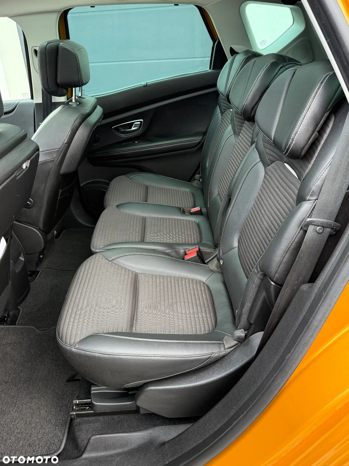 Renault Scenic 1.6 dCi Energy Bose Edition - 11