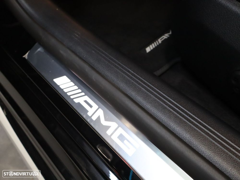 Mercedes-Benz E 53 AMG Hybrid 4Matic+ - 15