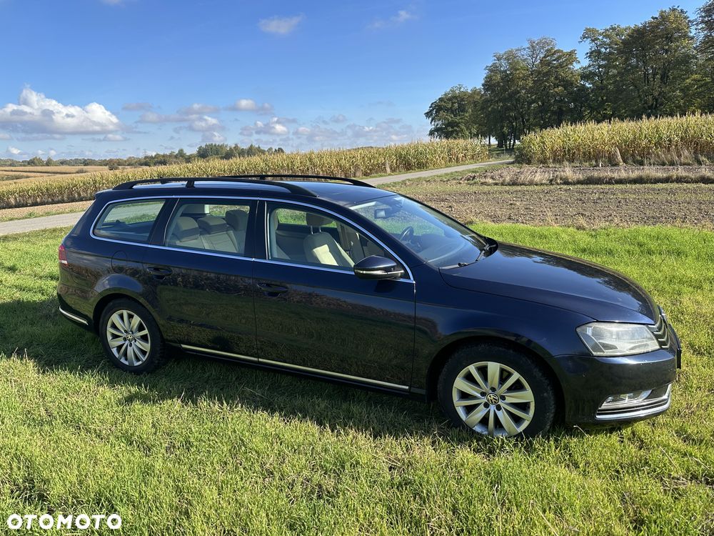 Volkswagen Passat - 5