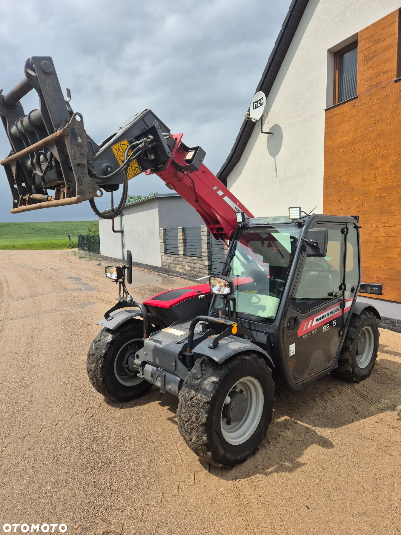 Massey Ferguson 9205 - 2