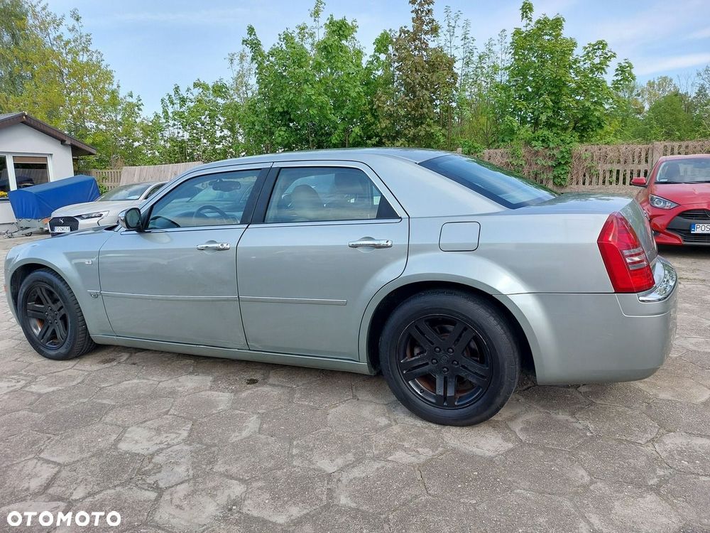 Chrysler 300C - 7