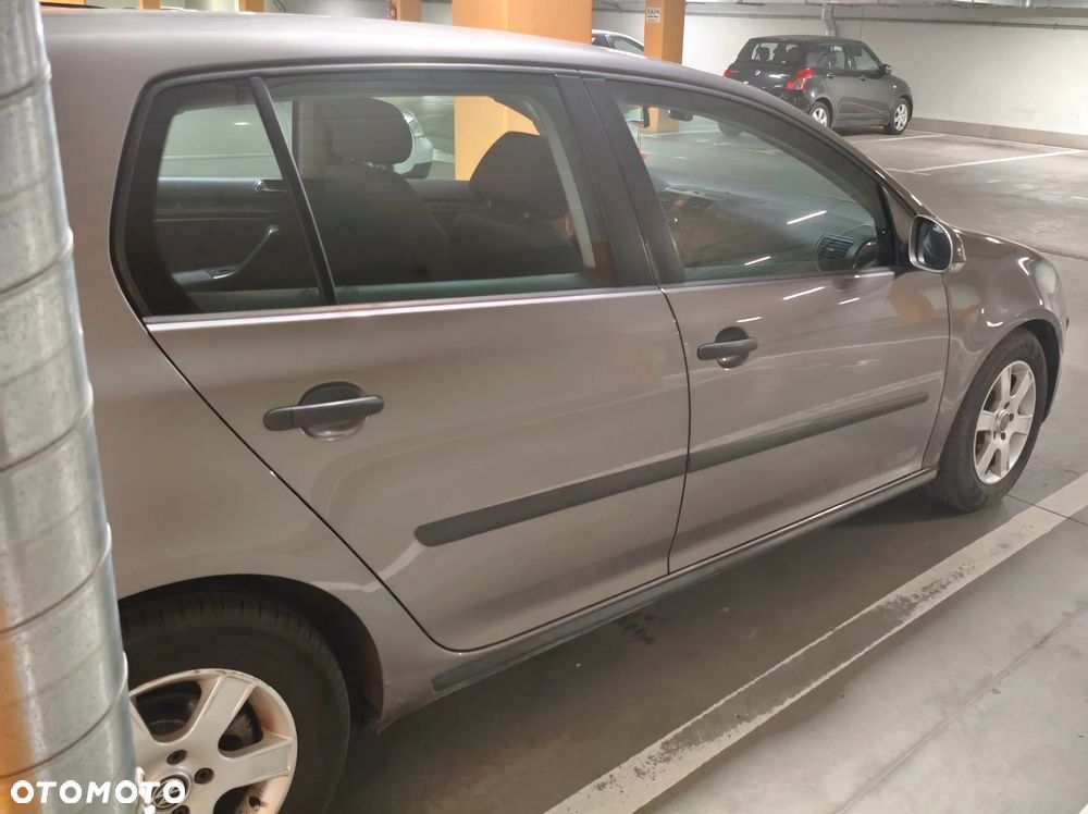 Volkswagen Golf V 1.9 TDI Trendline - 2