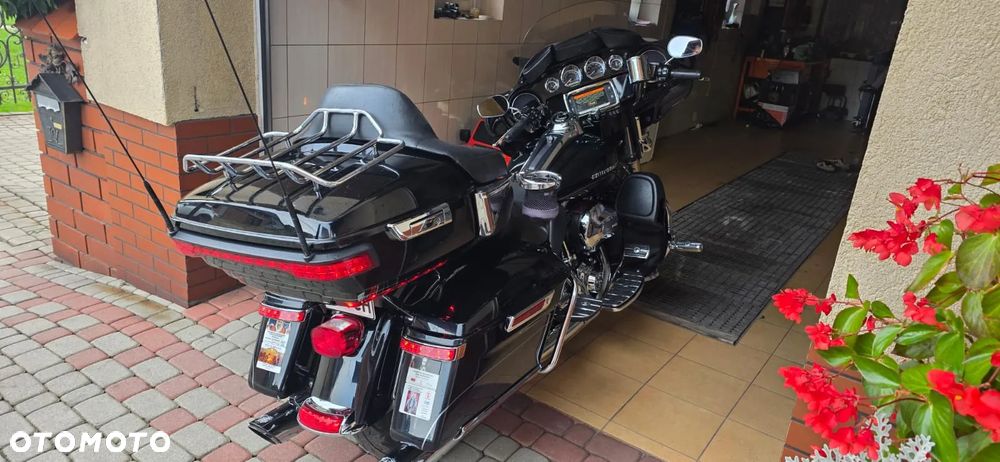 Harley-Davidson FLH Electra Glide - 13