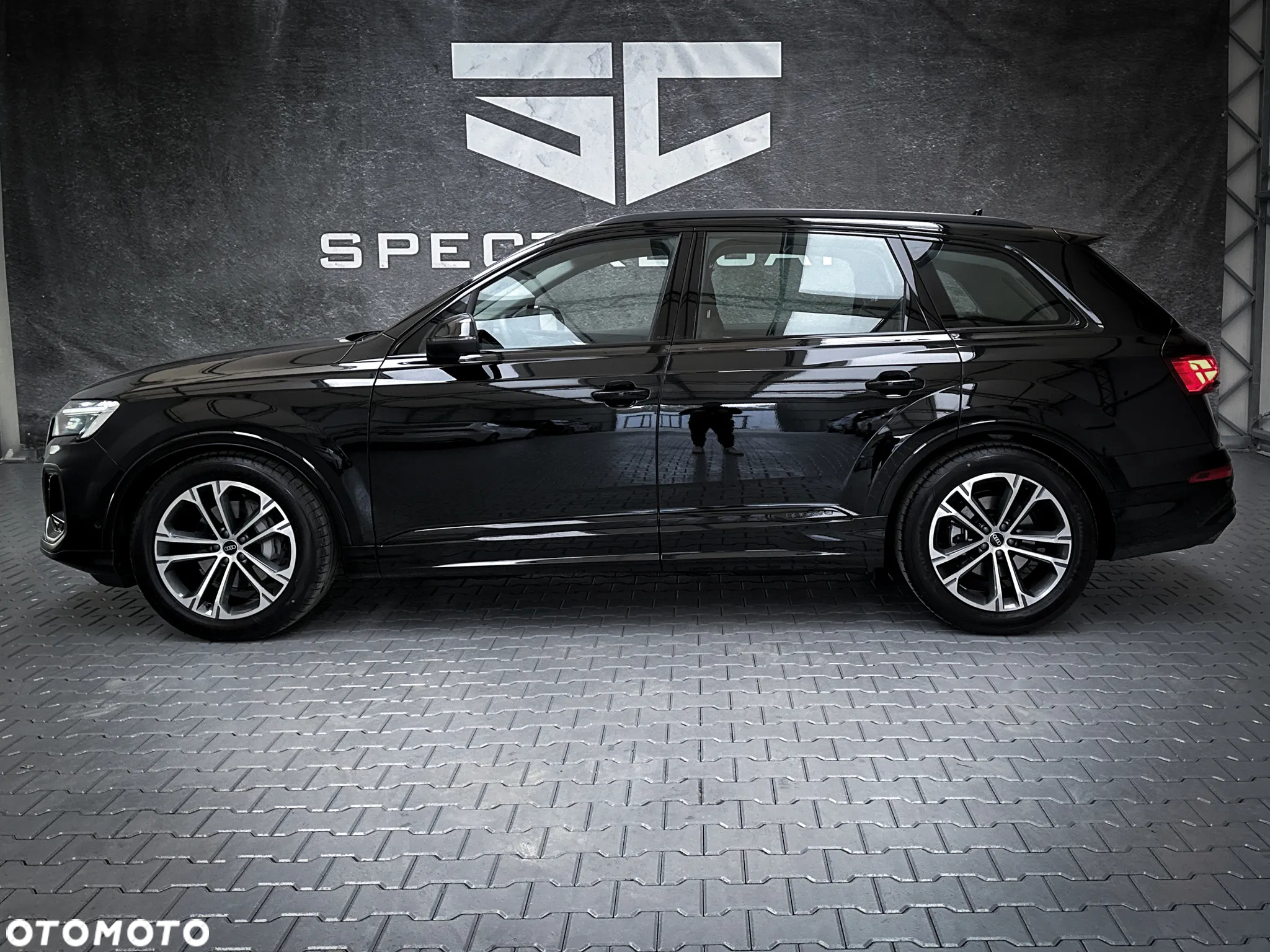 Audi Q7 - 7
