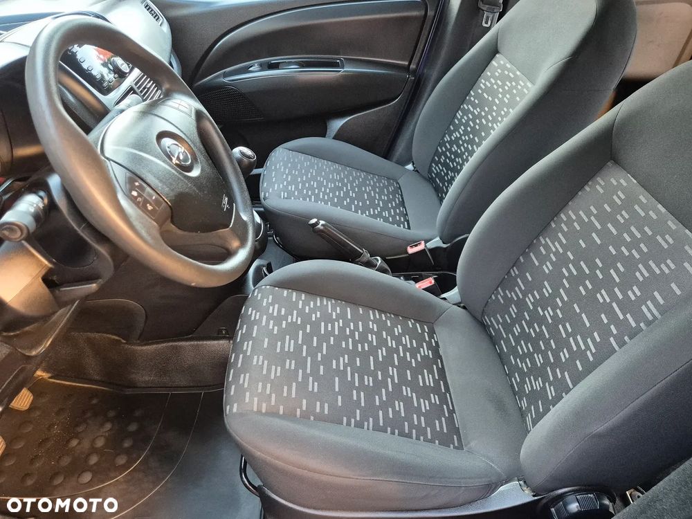 Opel Combo - 23