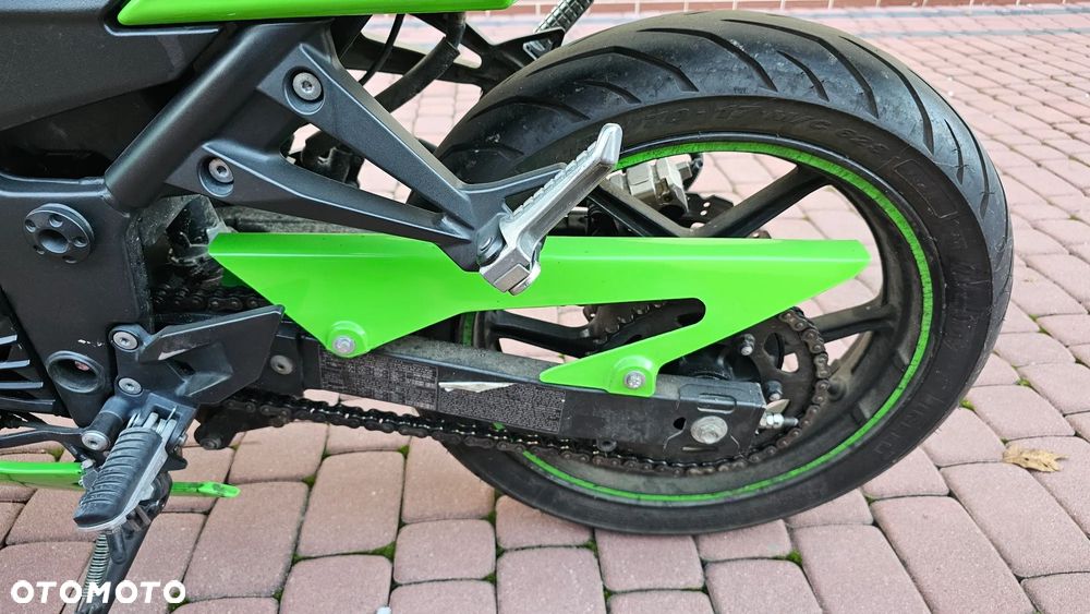 Kawasaki Ninja 250R - 32