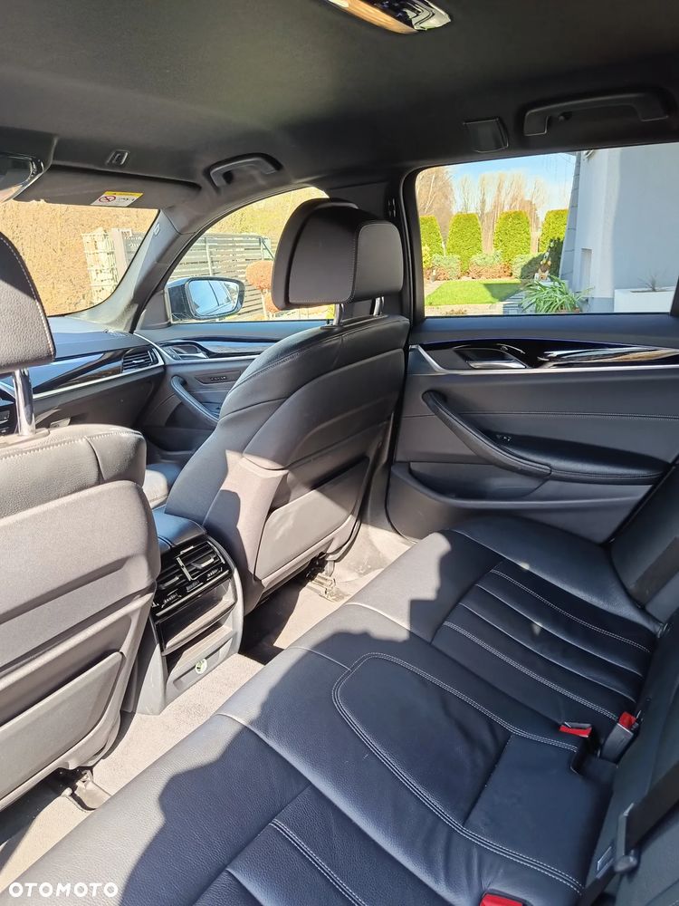 BMW Seria 5 - 22
