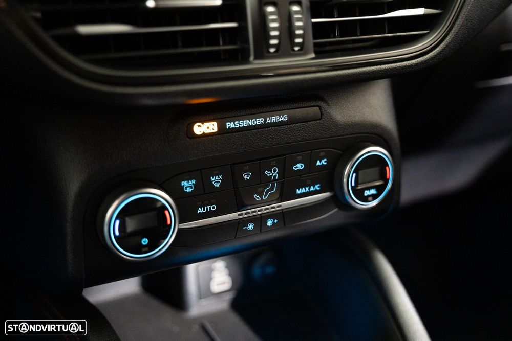 Ford Kuga 1.5 EcoBoost ST-Line - 11