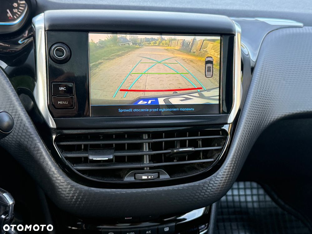 Peugeot 2008 BlueHDi 100 STOP & START Allure - 9