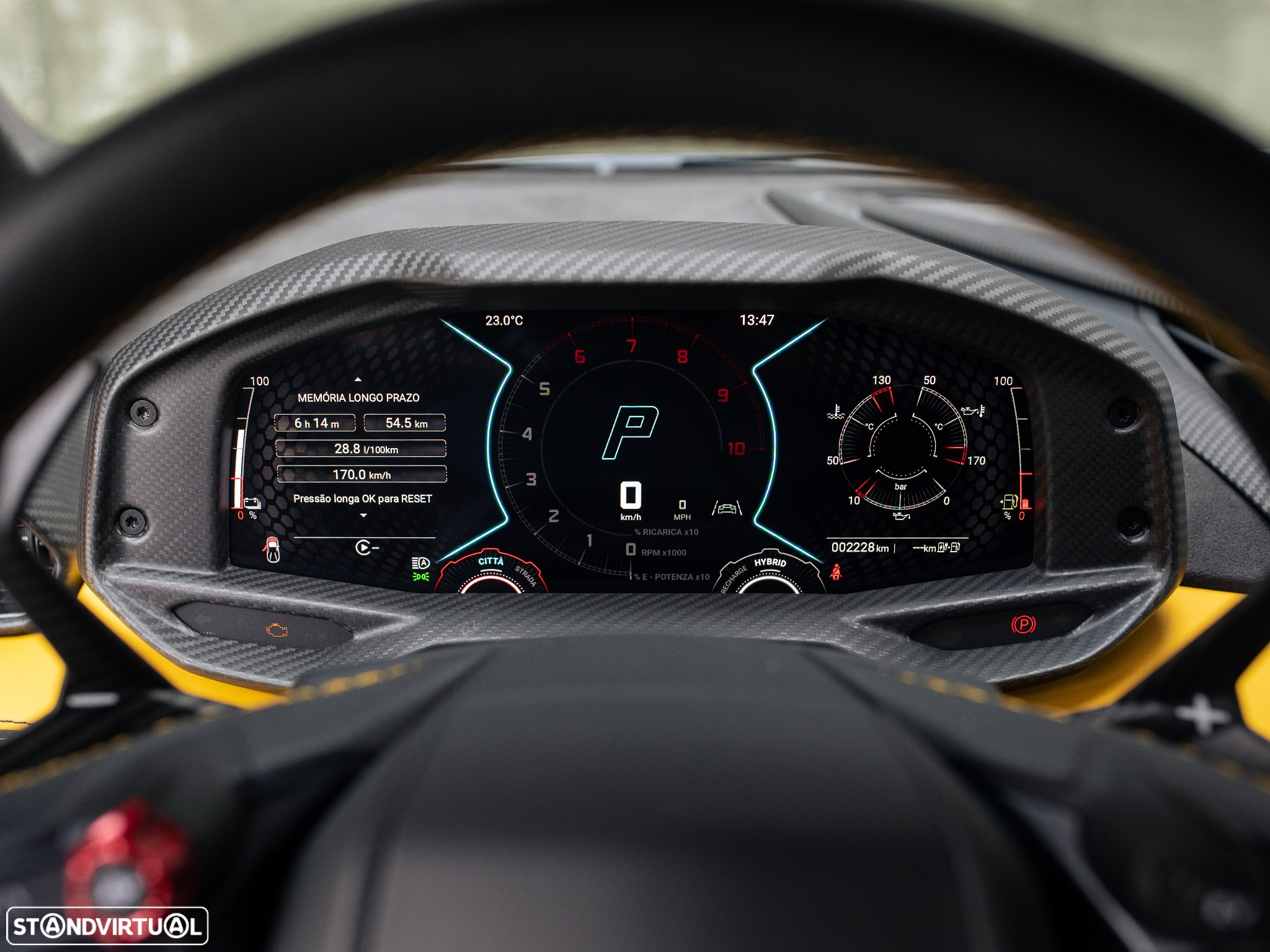 Lamborghini Revuelto - 36