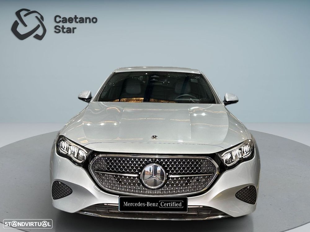 Mercedes-Benz E 220 d Avantgarde - 4