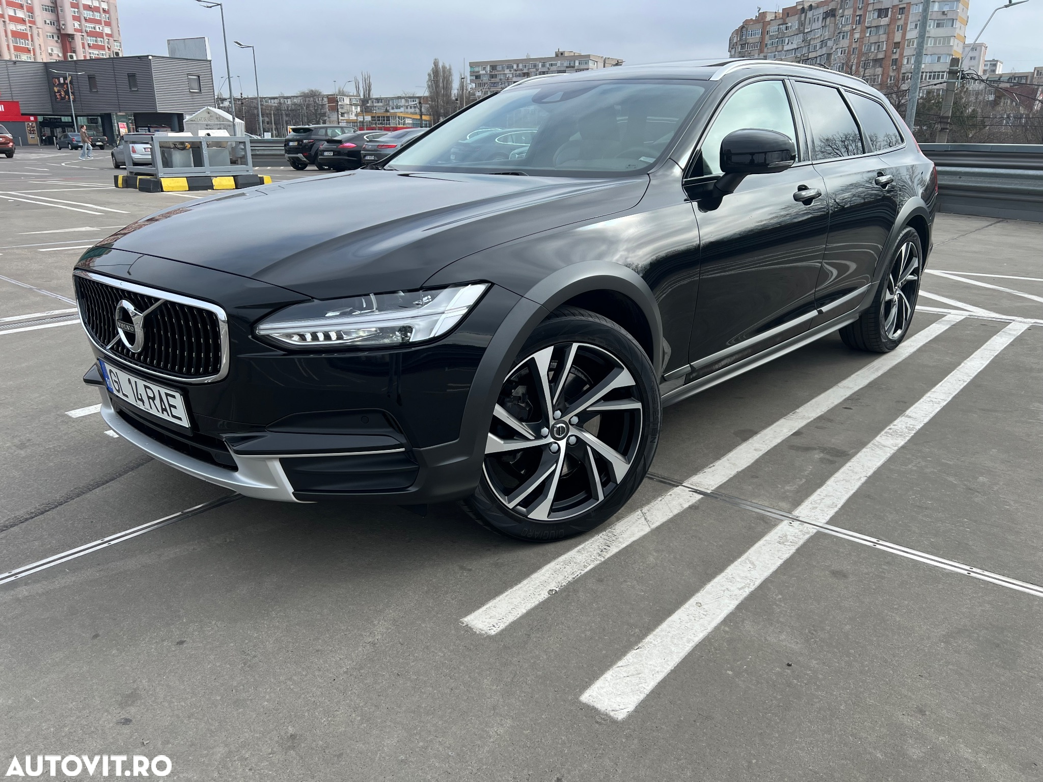 Volvo V90 Cross Country T5 AWD Geartronic Pro - 2