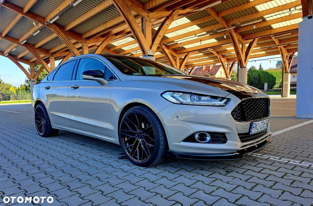Ford Fusion 2.0 EcoBoost Titanium - 20