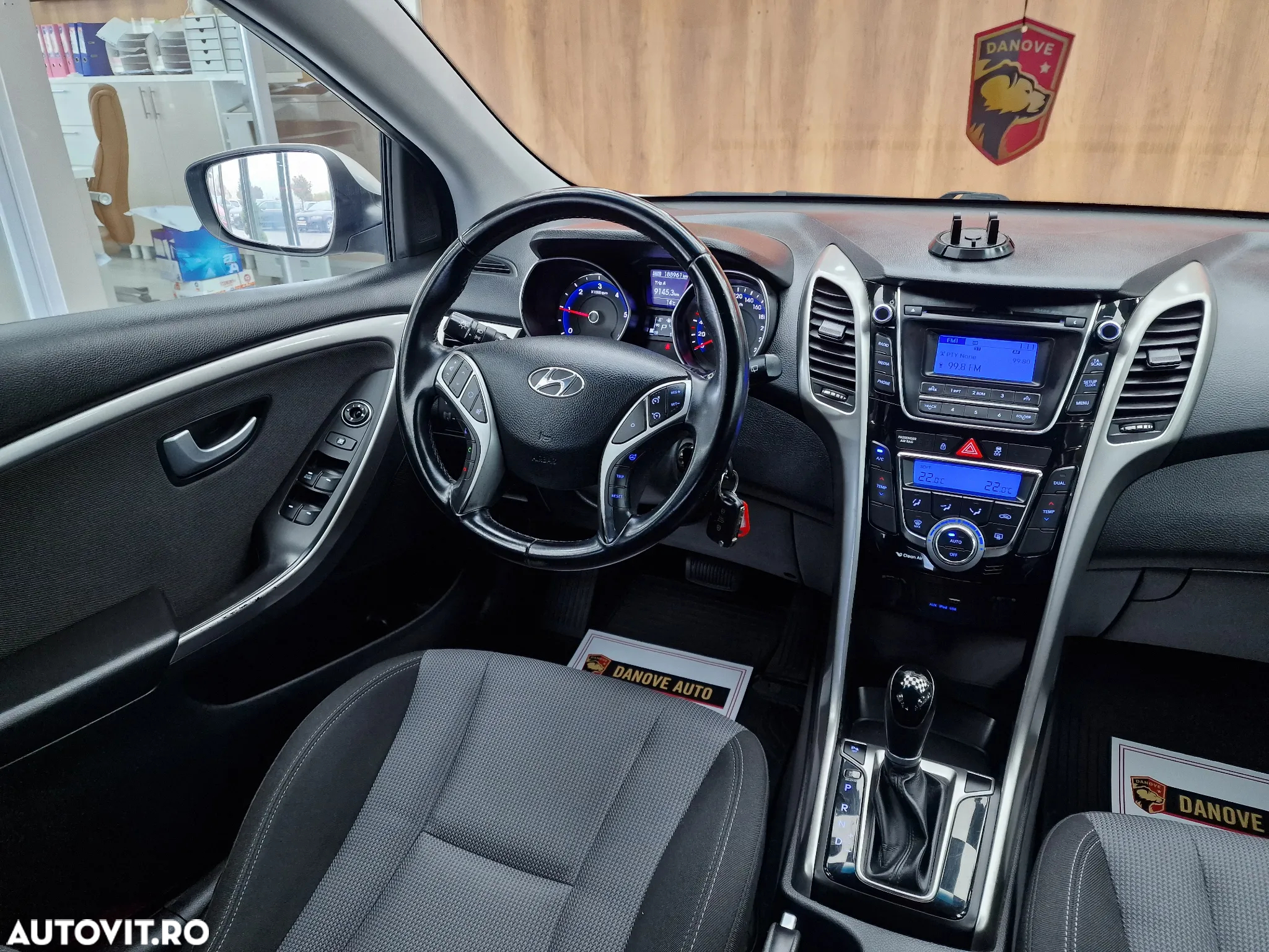 Hyundai i30 1.6 CRDI Automatik Style - 17