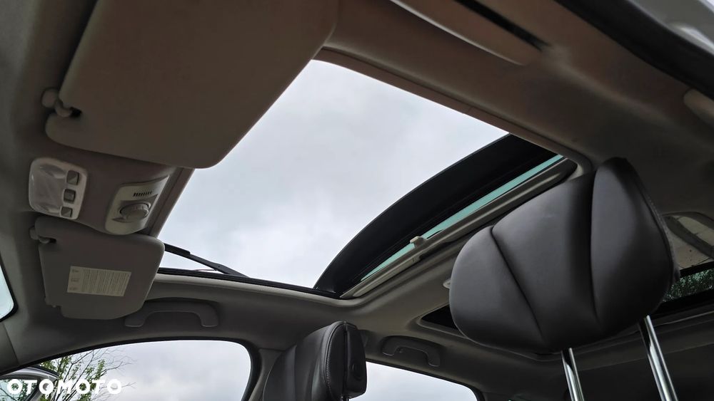 Renault Grand Scenic - 37