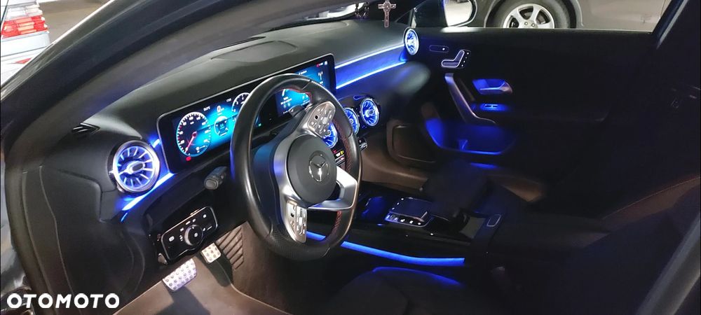 Mercedes-Benz Klasa A 250 4-Matic AMG Line 7G-DCT - 9