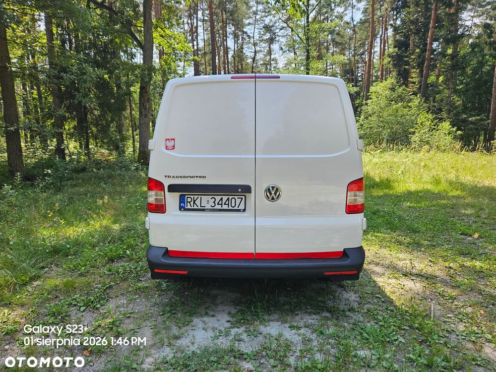 Volkswagen TRANSPORTER T5 - 12