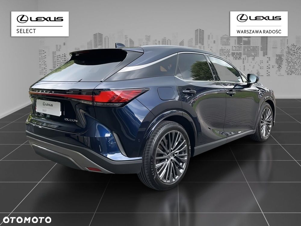 Lexus RX 450h+ Omotenashi - 3