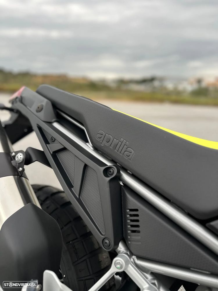 Aprilia Tuareg 660 Acid Gold - 4