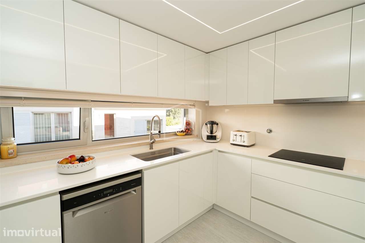 Moradia de Luxo T4 Leiria - Grande imagem: 4/57