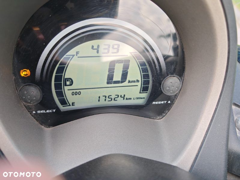 Yamaha NMAX - 6
