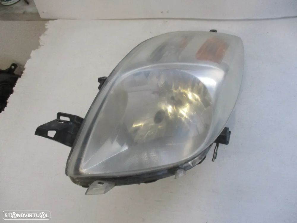 Farol Optica Toyota Yaris 2005 a 2009 - 2