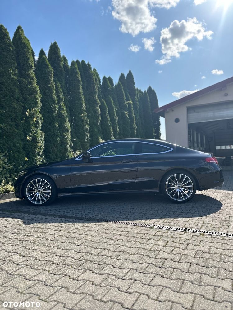 Mercedes-Benz Klasa C 300 4MATIC 9G-TRONIC - 5