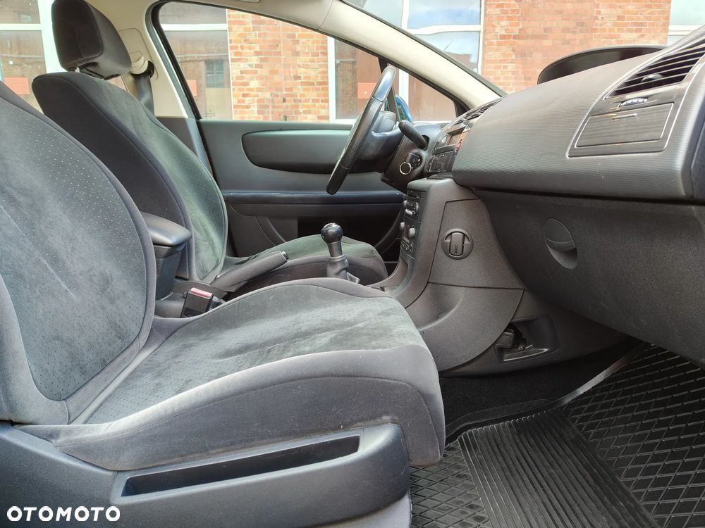Citroën C4 1.6 VTi Exclusive - 25