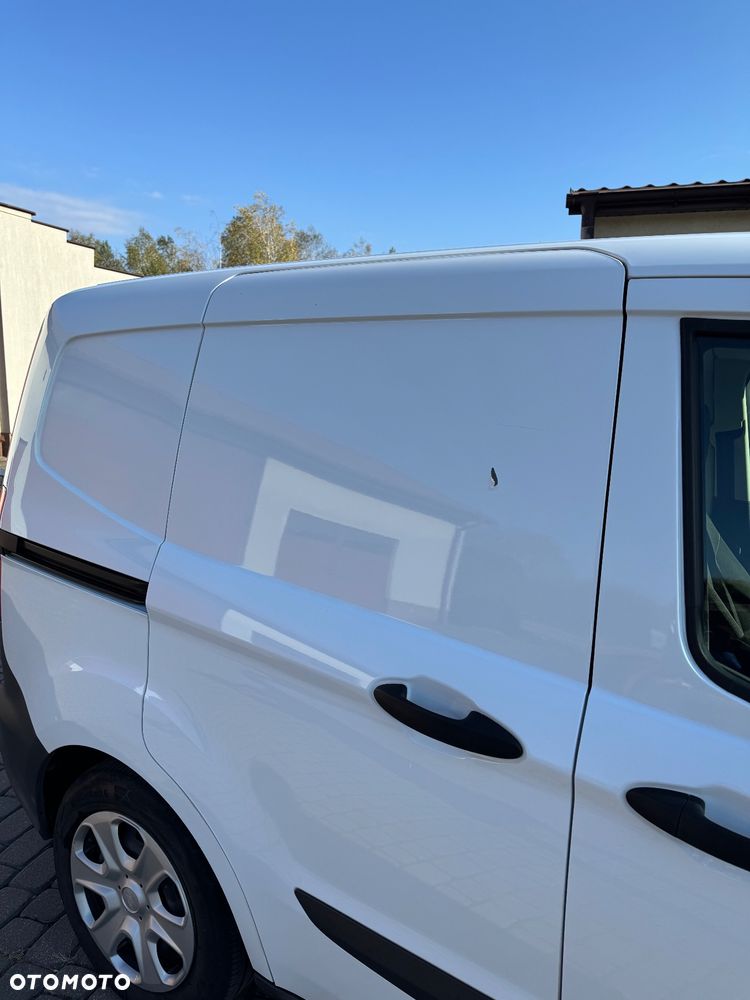 Ford Transit Courier - 4