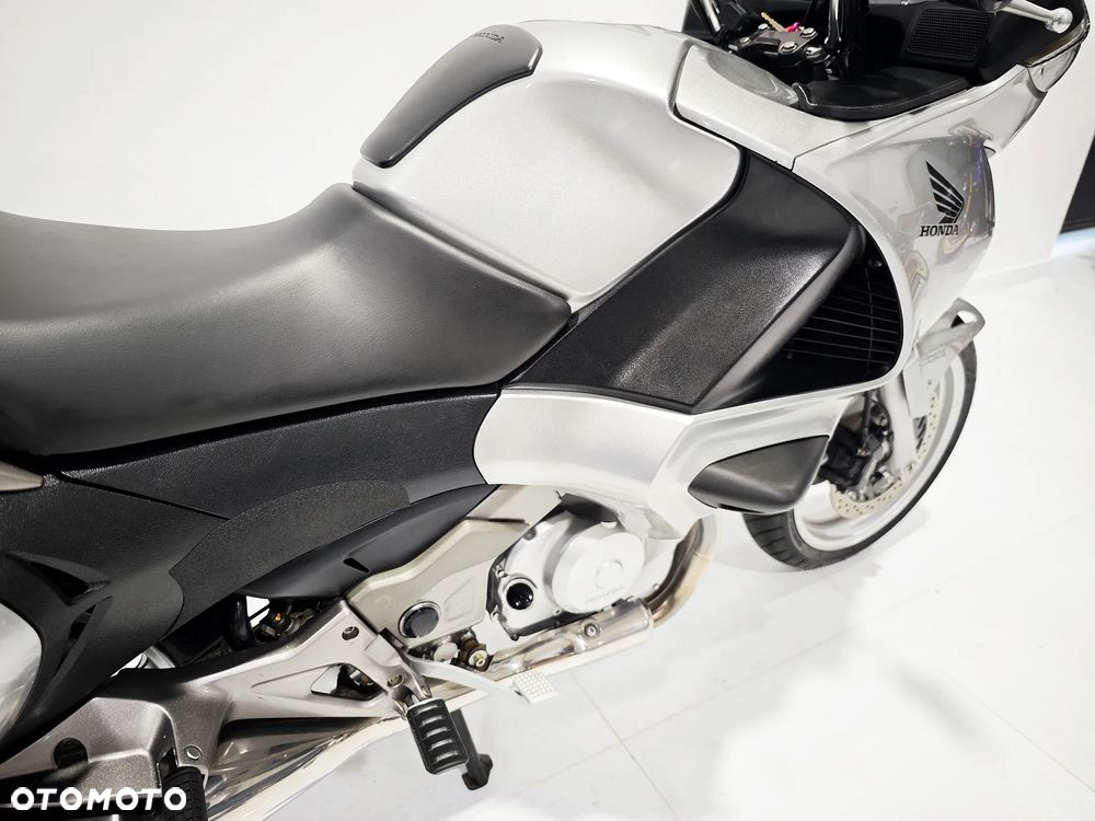 Honda Deauville - 12