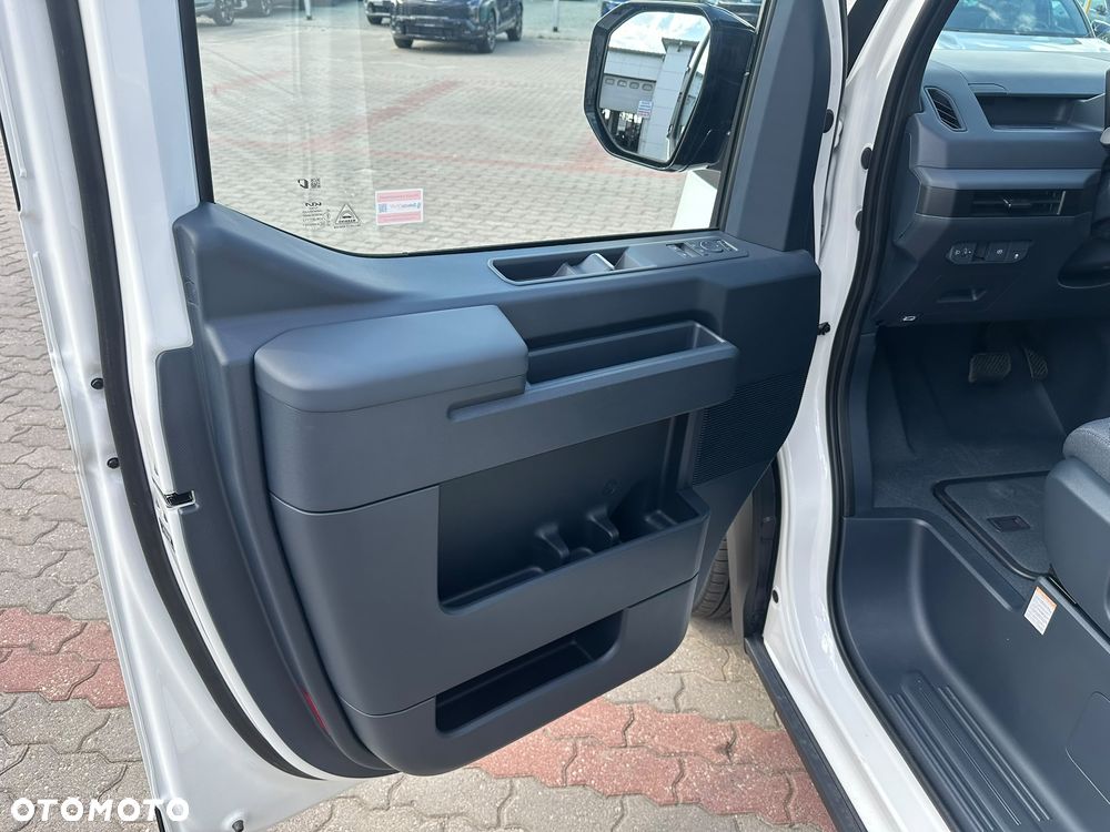 Kia PV5 71.2kWh - 8