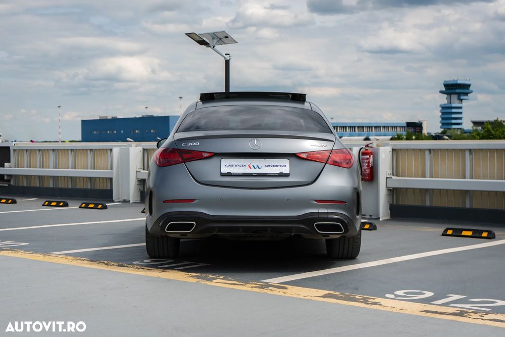 Mercedes-Benz C 300 4MATIC 9G-TRONIC AMG Line - 7