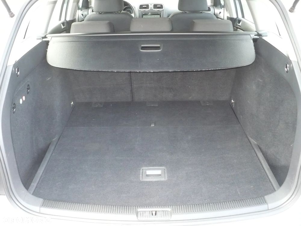 Volkswagen Golf - 17