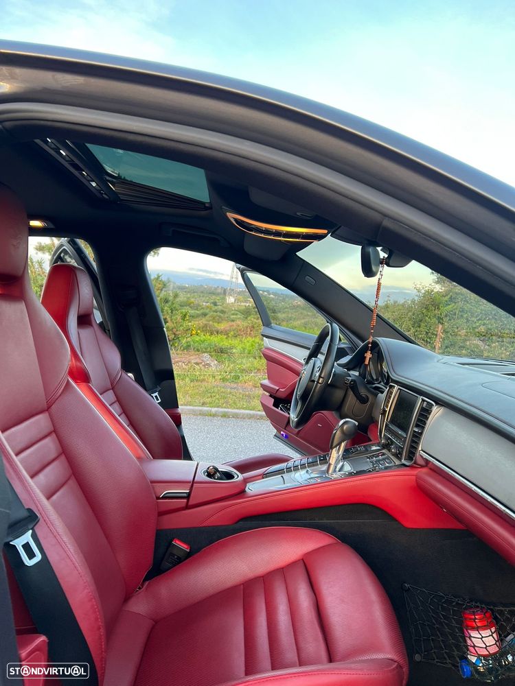 Porsche Panamera S Hybrid - 12