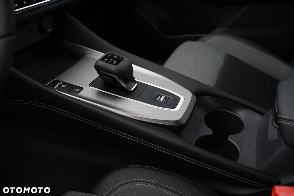 Nissan Qashqai 1.3 DIG-T MHEV N-Connecta Xtronic - 19