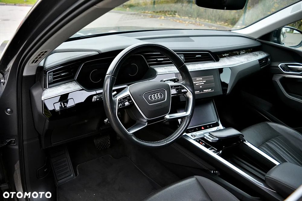 Audi e-tron 55 Quattro Advanced - 26