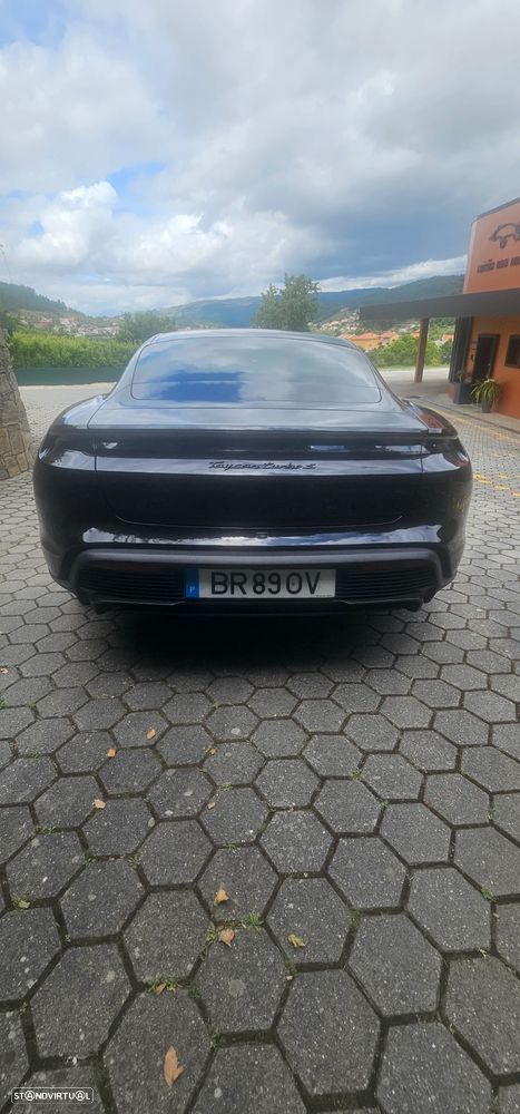 Porsche Taycan Turbo S - 16
