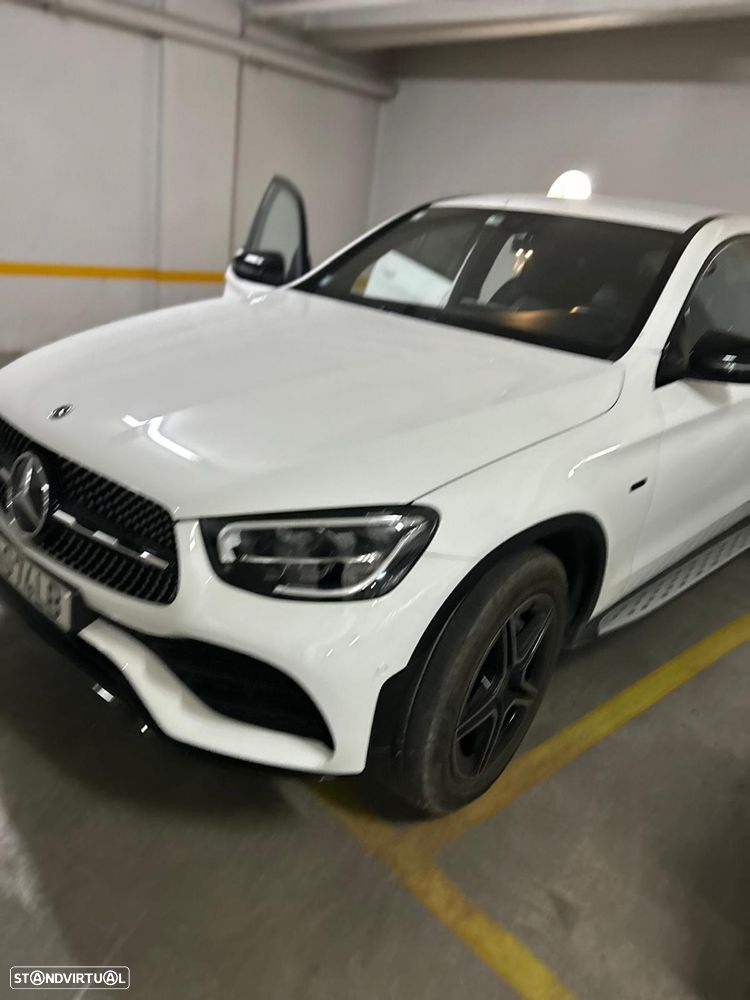 Mercedes-Benz GLC 300 e 4Matic - 3
