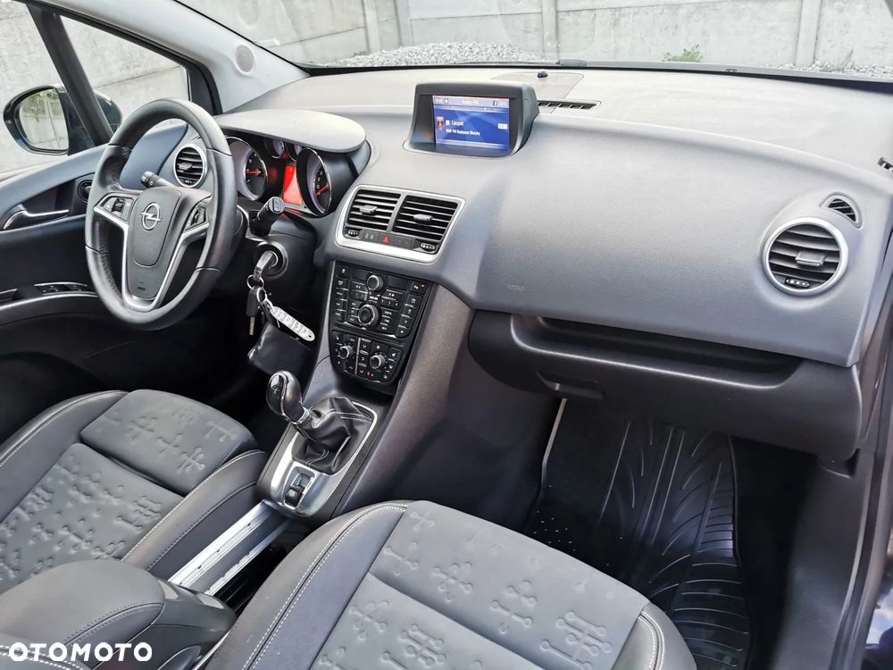 Opel Meriva - 8