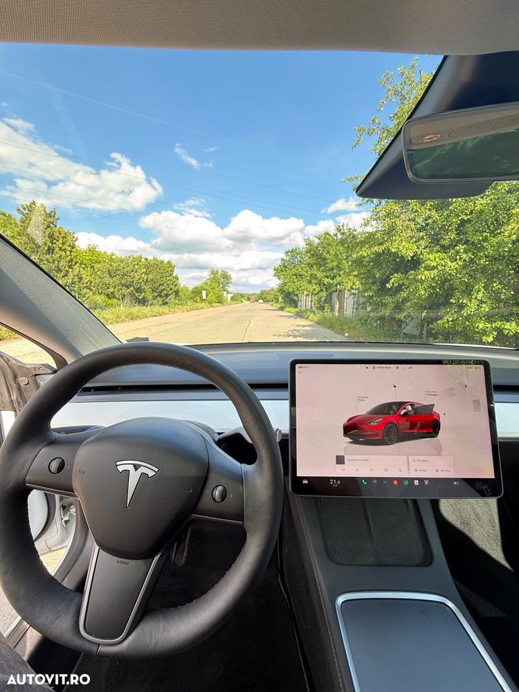 Tesla Model 3 Performance - 9