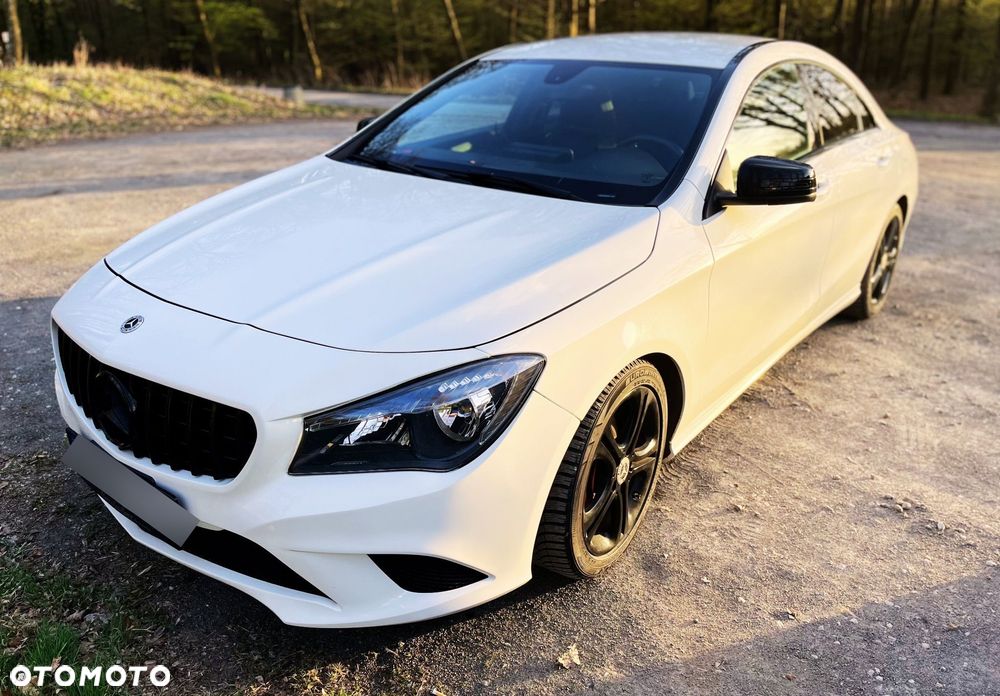 Mercedes-Benz CLA 250 4Matic 7G-DCT - 2