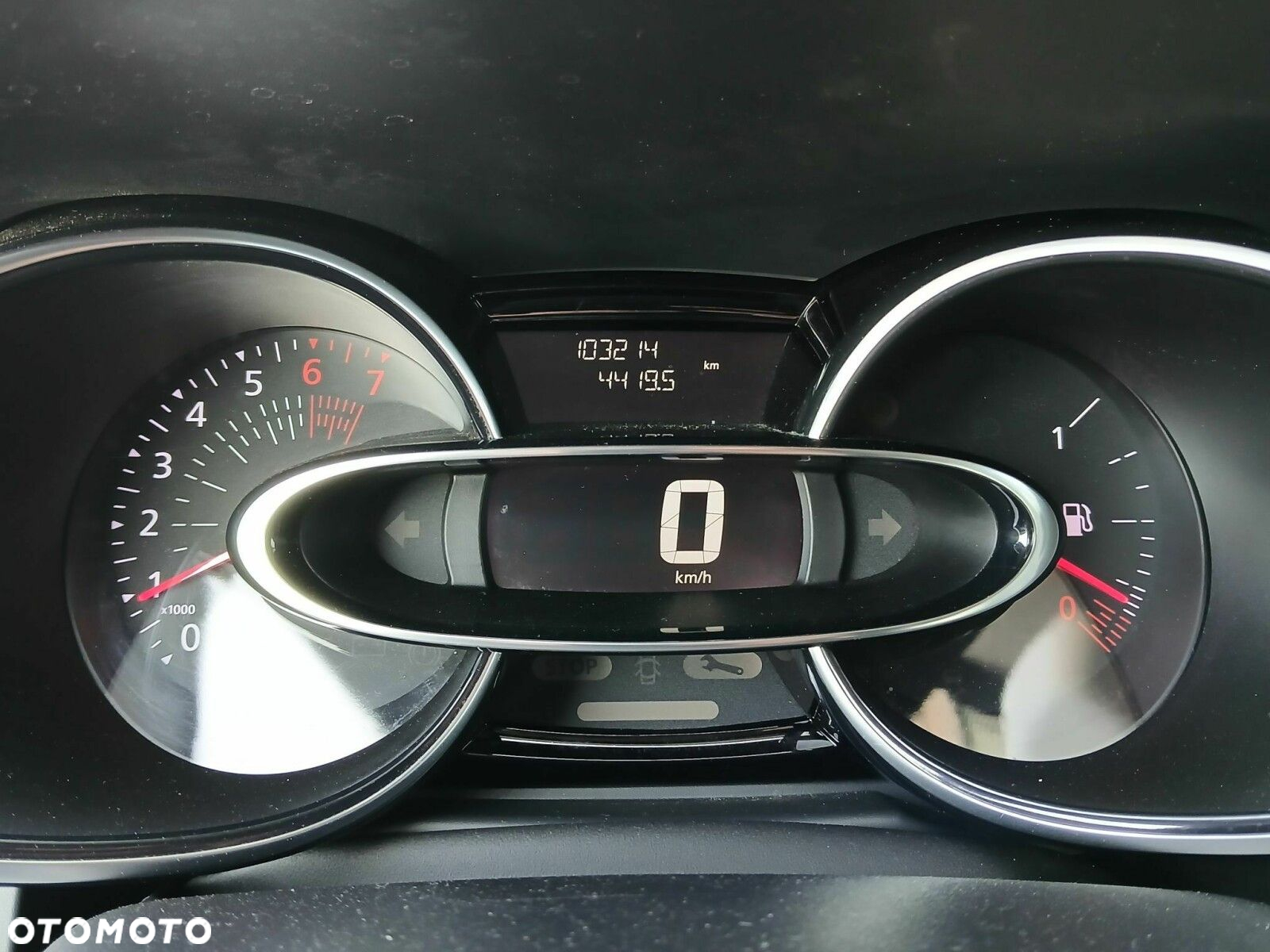 Renault Clio 0.9 Energy TCe Limited - 19